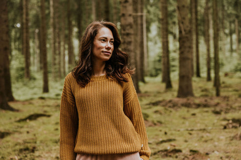 Chunky Knitted WOMEN'S Sweater - OCHRE