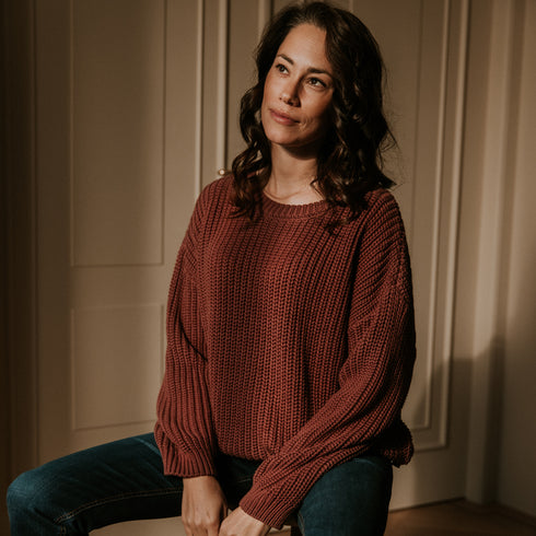 Chunky Knitted WOMEN'S Sweater - GRAPE